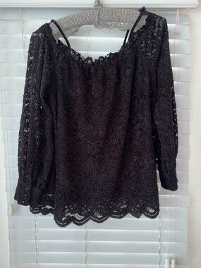 ERI AND ALI - ANTHROPOLOGIE - LACE - OFF THE SHOULDER TOP - BLACK